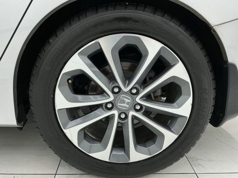 Used 2015 Honda Accord Sport image 45