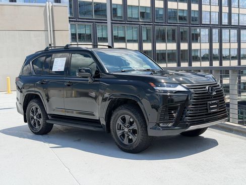 Used 2025 Lexus LX 700h Overtrail w/ Accessory Package (Z1) AWD/4WD image 7