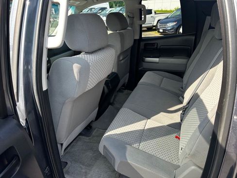 Used 2010 Toyota Tundra 4x4 Double Cab image 9
