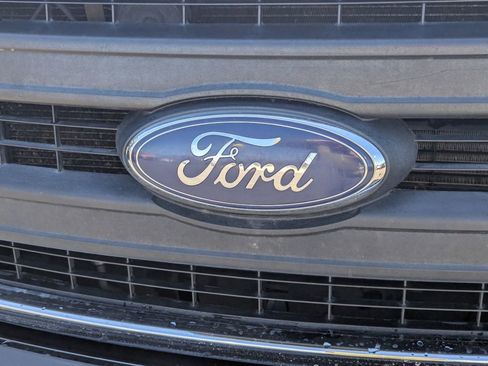 Used 2014 Ford F150 XLT w/ Equipment Group 301A Mid image 10