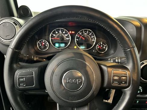 Used 2014 Jeep Wrangler Unlimited Sahara w/ Dual Top Group image 11