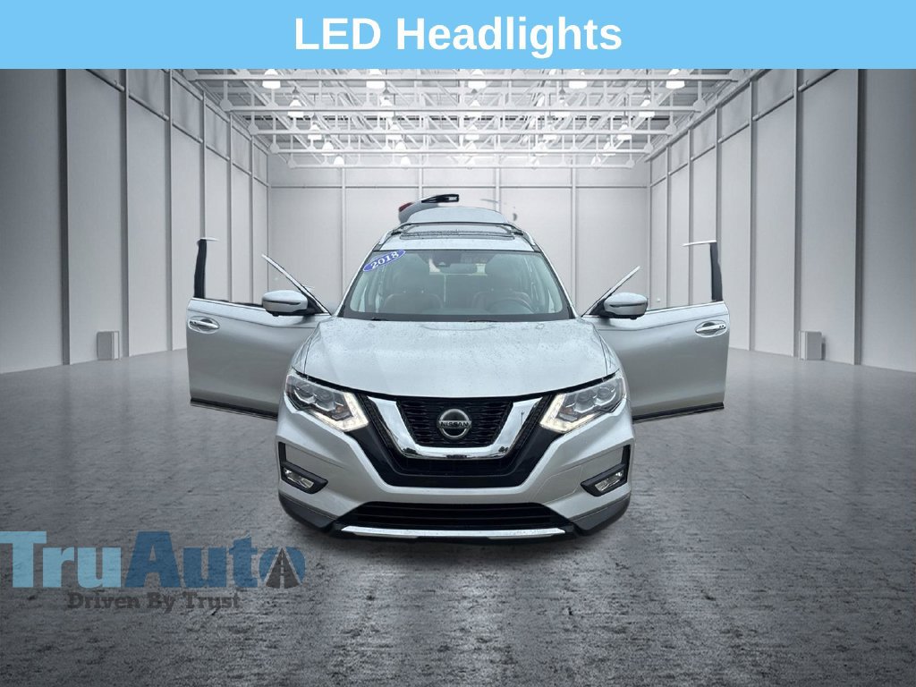 Used 2018 Nissan Rogue SL w/ Premium Package AWD/4WD image 11