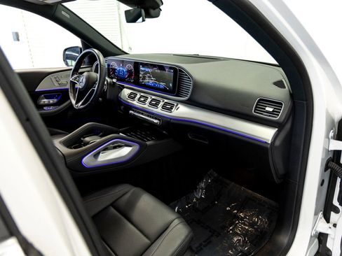 Used 2024 Mercedes-Benz GLE 350 4MATIC image 29