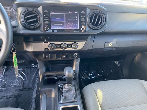 Used 2021 Toyota Tacoma SR w/ SR Convenience Package image 10