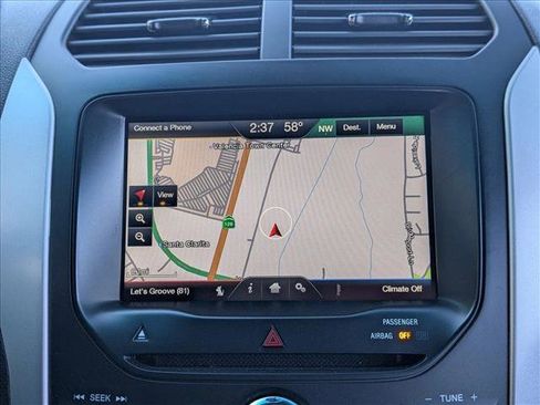 Used 2015 Ford Explorer XLT w/ Equipment Group 202A image 13