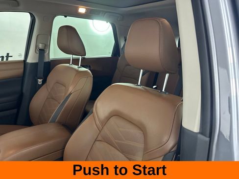 Used 2025 Nissan Pathfinder Platinum w/ Cargo Package FWD image 12