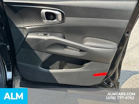 Used 2022 Kia Sorento S FWD image 16