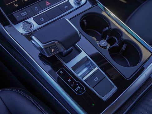 New 2026 Audi Q7 2.0T Premium image 14