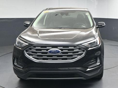 Used 2024 Ford Edge Titanium AWD/4WD image 2