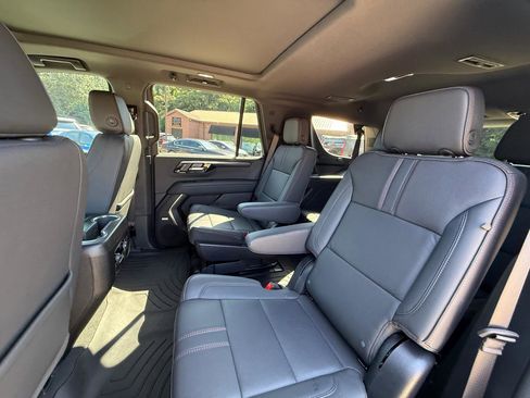 Used 2025 Chevrolet Tahoe RST w/ Comfort Package AWD/4WD image 30