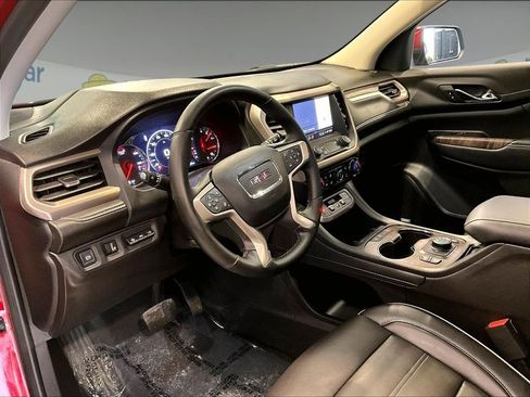 Used 2023 GMC Acadia Denali w/ Denali Ultimate Package image 13