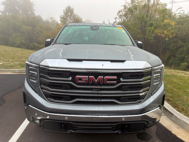 Used 2024 GMC Sierra 1500 SLT w/ SLT Premium Plus Package AWD/4WD image 3