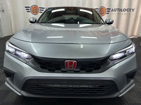 Used 2024 Honda Civic EX-L image 3