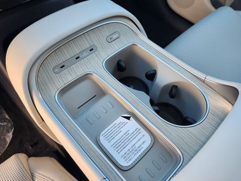 Used 2026 Hyundai Palisade Calligraphy image 33