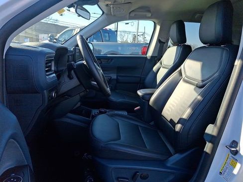 Certified 2024 Ford Maverick Lariat w/ Black Appearance Package image 14