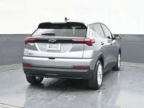 New 2027 Chevrolet Bolt LT FWD image 9