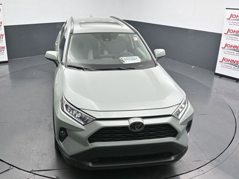 Used 2020 Toyota RAV4 XLE w/ Convenience Package image 11