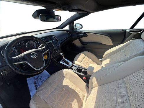 Used 2019 Buick Cascada Premium FWD image 37
