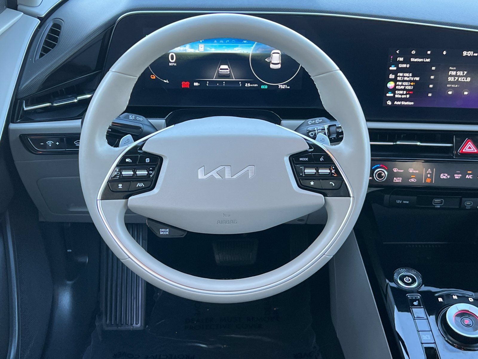 Certified 2023 Kia Niro Wind FWD image 13