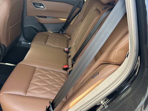 New 2026 Nissan Rogue Platinum w/ Platinum Premium Package AWD/4WD image 21