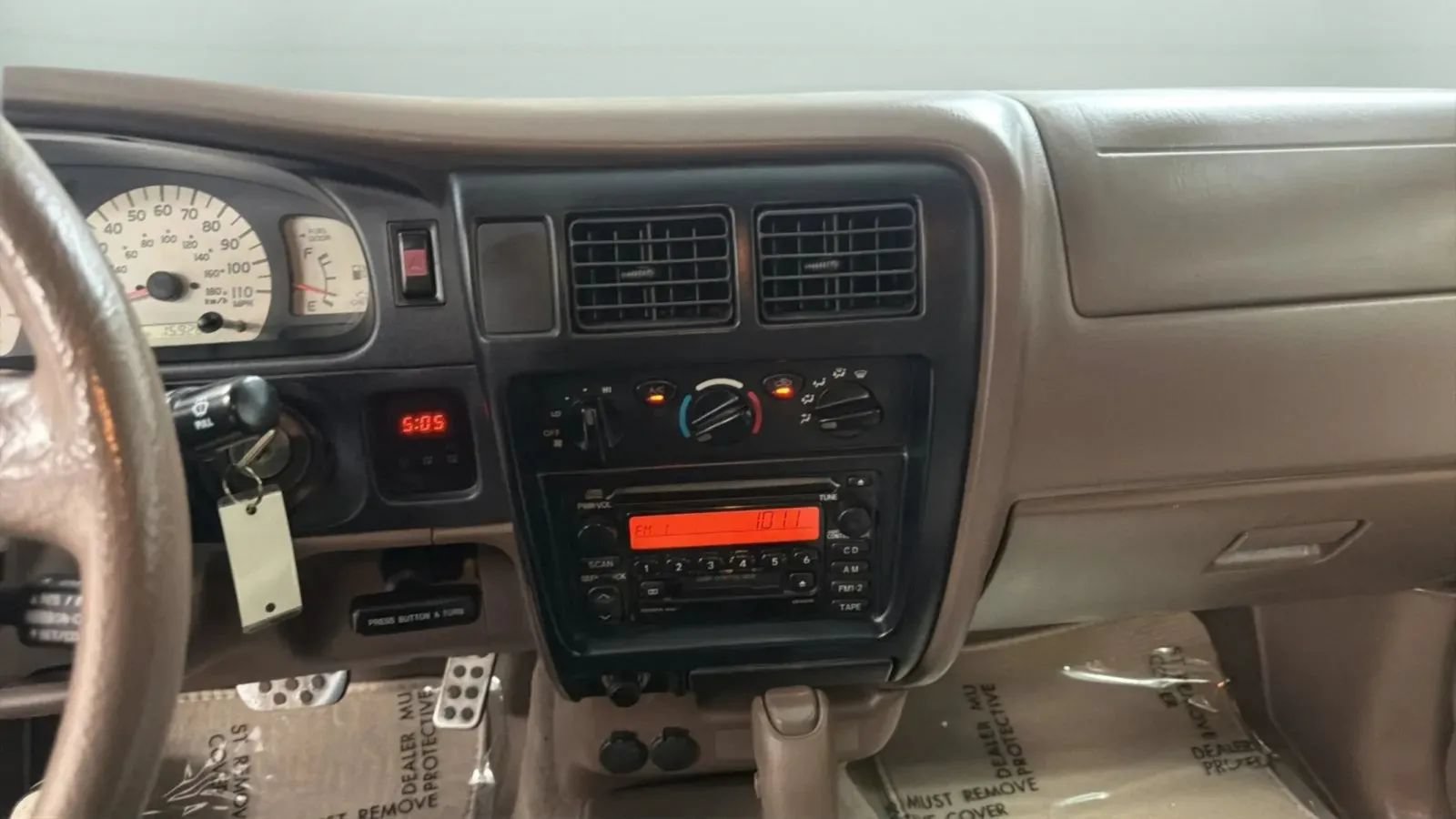 Used 2004 Toyota Tacoma PreRunner RWD image 14