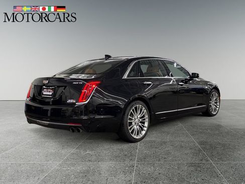 Used 2018 Cadillac CT6 Premium Luxury w/ Super Cruise Package AWD/4WD image 3