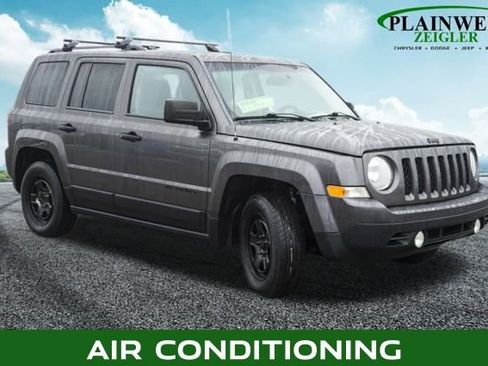 Used 2016 Jeep Patriot Sport image 4