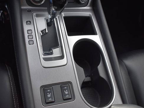 Used 2024 Nissan Murano SV w/ SV Midnight Edition Package image 10