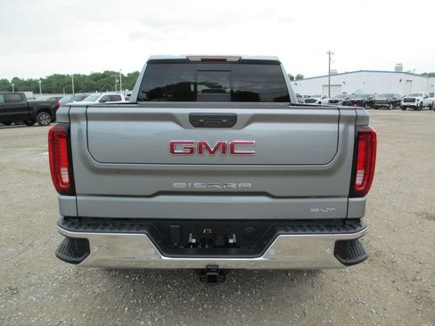 New 2026 GMC Sierra 1500 SLT w/ SLT Premium Plus Package AWD/4WD image 5
