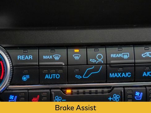 Used 2020 Ford Expedition Max Platinum image 28