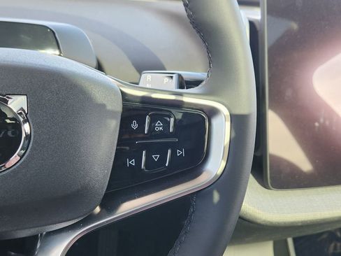 New 2025 Volvo EX30 Plus w/ Protection Package Premier image 18