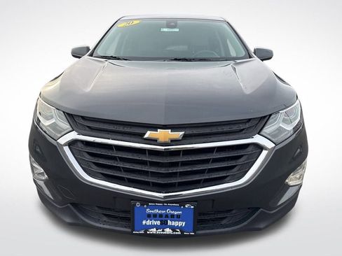 Used 2020 Chevrolet Equinox LT w/ Driver Convenience Package image 2