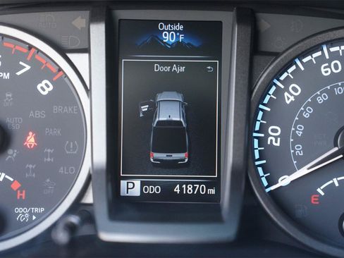 Used 2022 Toyota Tacoma TRD Sport w/ Technology Package RWD image 25