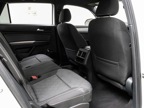 Used 2021 Volkswagen Atlas Cross Sport S image 30