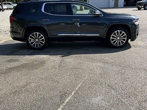 Used 2022 GMC Acadia Denali w/ Denali Technology Package FWD image 8