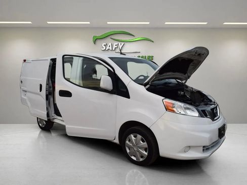 Used 2020 Nissan NV200 SV image 21