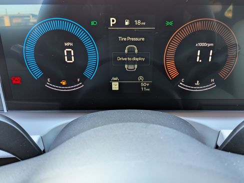 New 2026 Hyundai Tucson SEL image 9