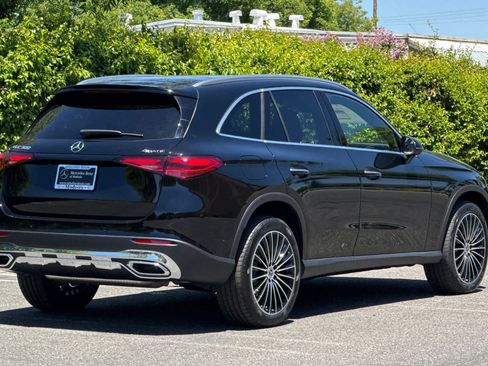 New 2026 Mercedes-Benz GLC 300 4MATIC image 3
