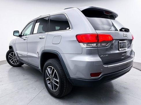 Used 2019 Jeep Grand Cherokee Limited image 2