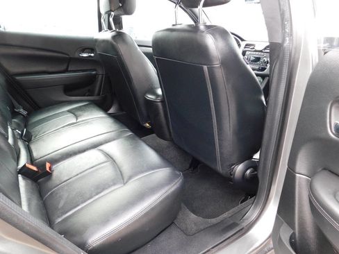 Used 2013 Chrysler 200 Touring w/ S Exterior Appearance Pkg image 27