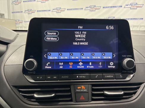 Used 2025 Nissan Altima 2.5 S image 21