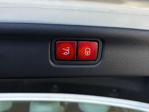 Certified 2023 Mercedes-Benz C 300 Sedan image 34