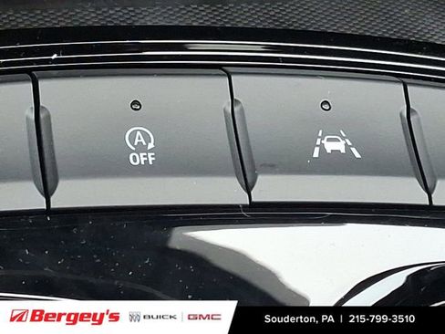 New 2026 Buick Envista Avenir FWD image 18