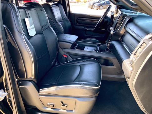 Used 2022 RAM 3500 Limited image 9