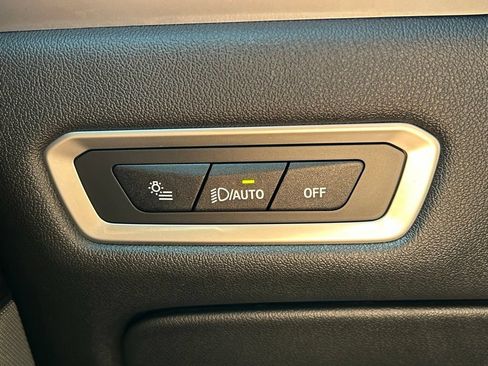 Used 2024 BMW X7 xDrive40i AWD/4WD image 30