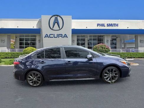 Used 2023 Toyota Corolla XSE FWD image 4