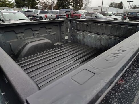 Used 2024 GMC Sierra 1500 AT4 w/ AT4 Preferred Package image 32