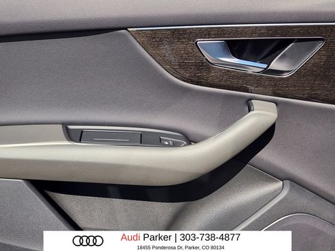 Used 2025 Audi Q7 3.0T Premium AWD/4WD image 10