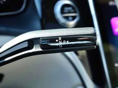 Certified 2025 Mercedes-Benz GLC 300 4MATIC image 19