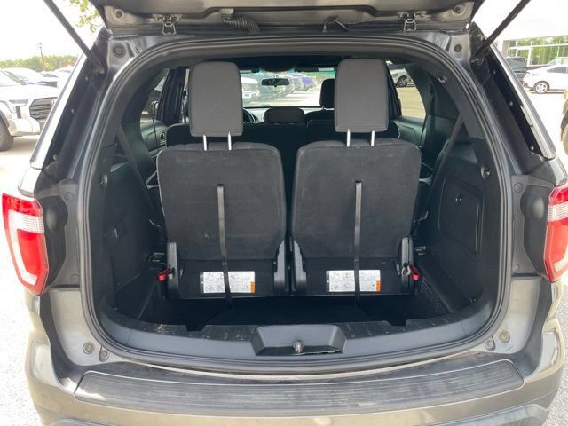 Used 2018 Ford Explorer XLT FWD image 7